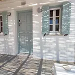 Ark Tinos * Agios Ioannis (Tinos)
